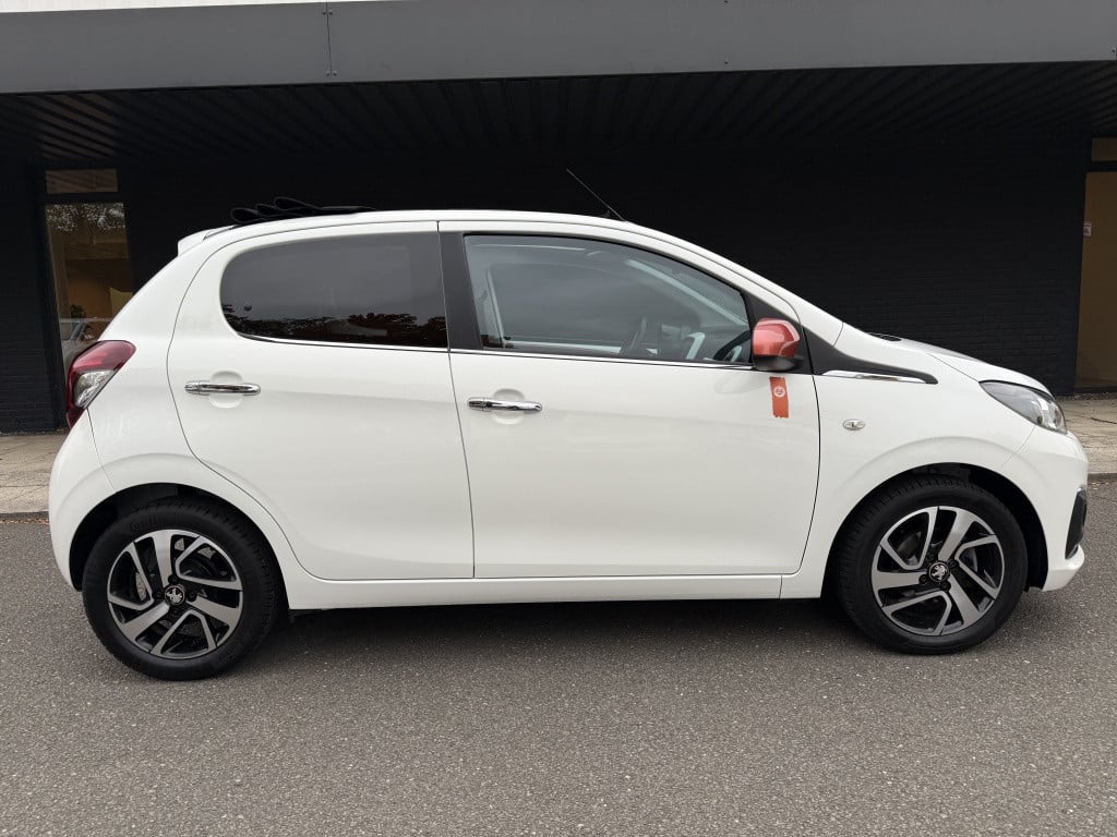 Peugeot 108 1.2 puretech // rolland garros // luxe uitvoering //