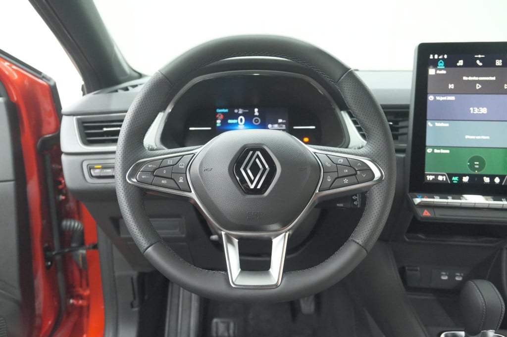 Renault Captur 1.6 e-tech full hybrid 145 techno | advanced driving | camer