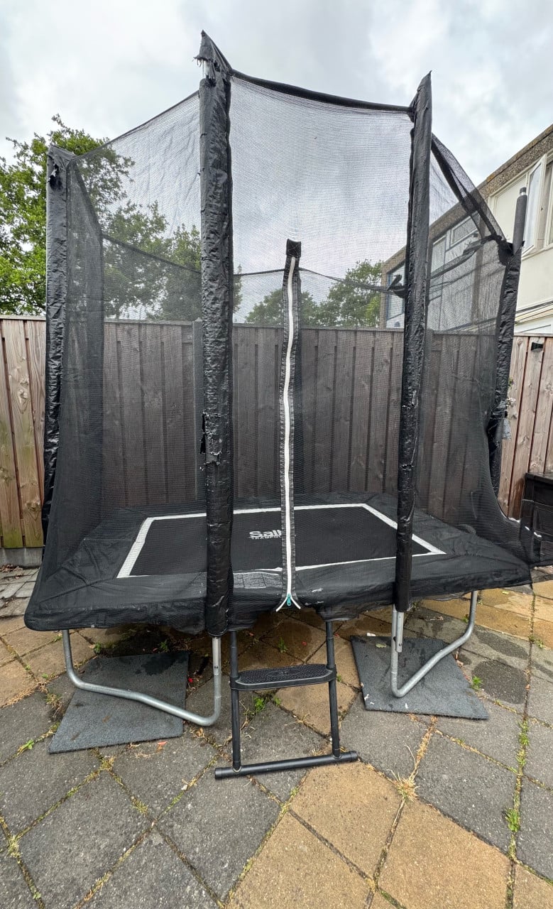 Salta trampoline rechthoekig incl extra’s!