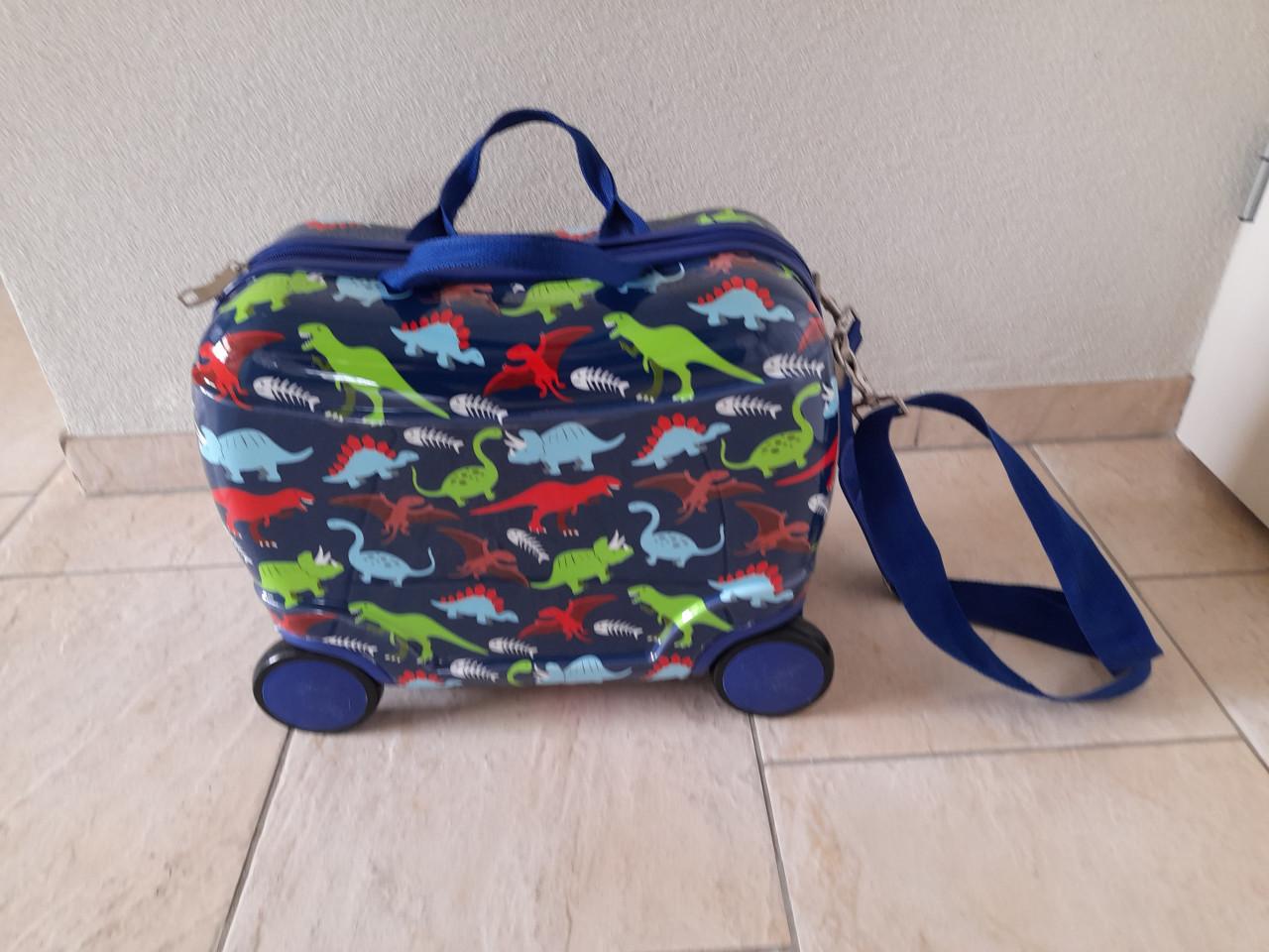 Leuke kinderkoffer DINO 20 x 40 x 30 (z.g.a.n.)