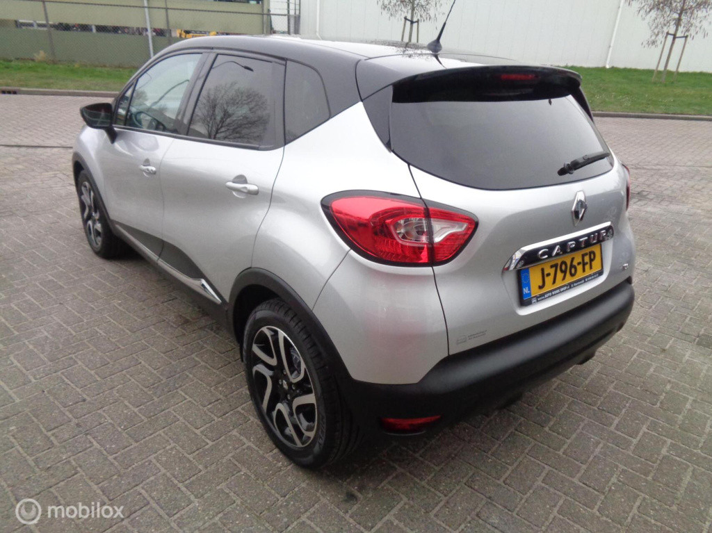 Renault Captur 1.2 tce dynamique/automaat/airco/ecc/pdc/key less/lm velgen