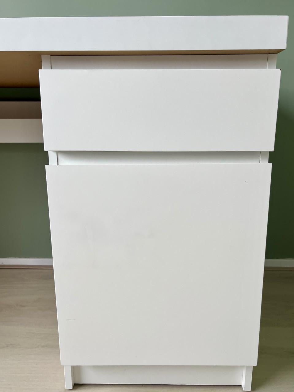 IKEA Malm Buro als nieuw!