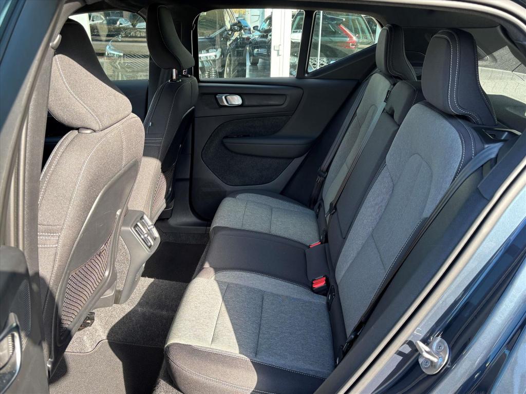 Volvo XC40 b4 197pk mild hybrid aut plus dark| 1e eigenaar|nl auto| rijklaa