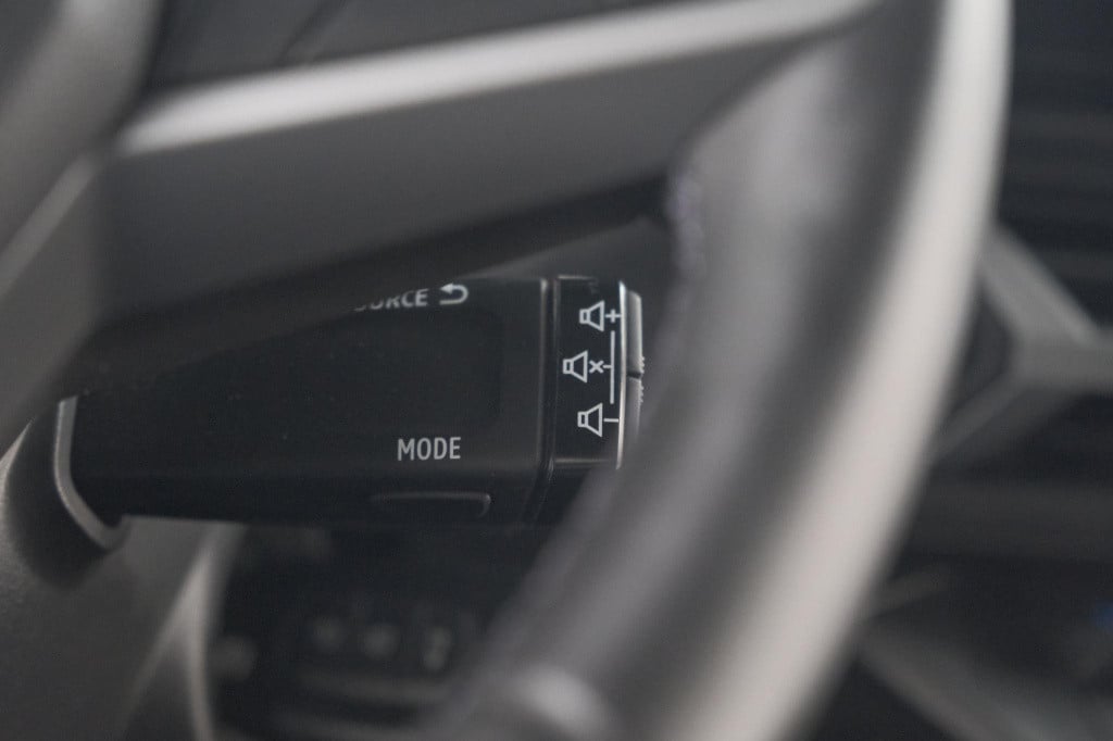 Dacia Duster mild hybrid 130 expression | camera | stoelverwarming | apple 