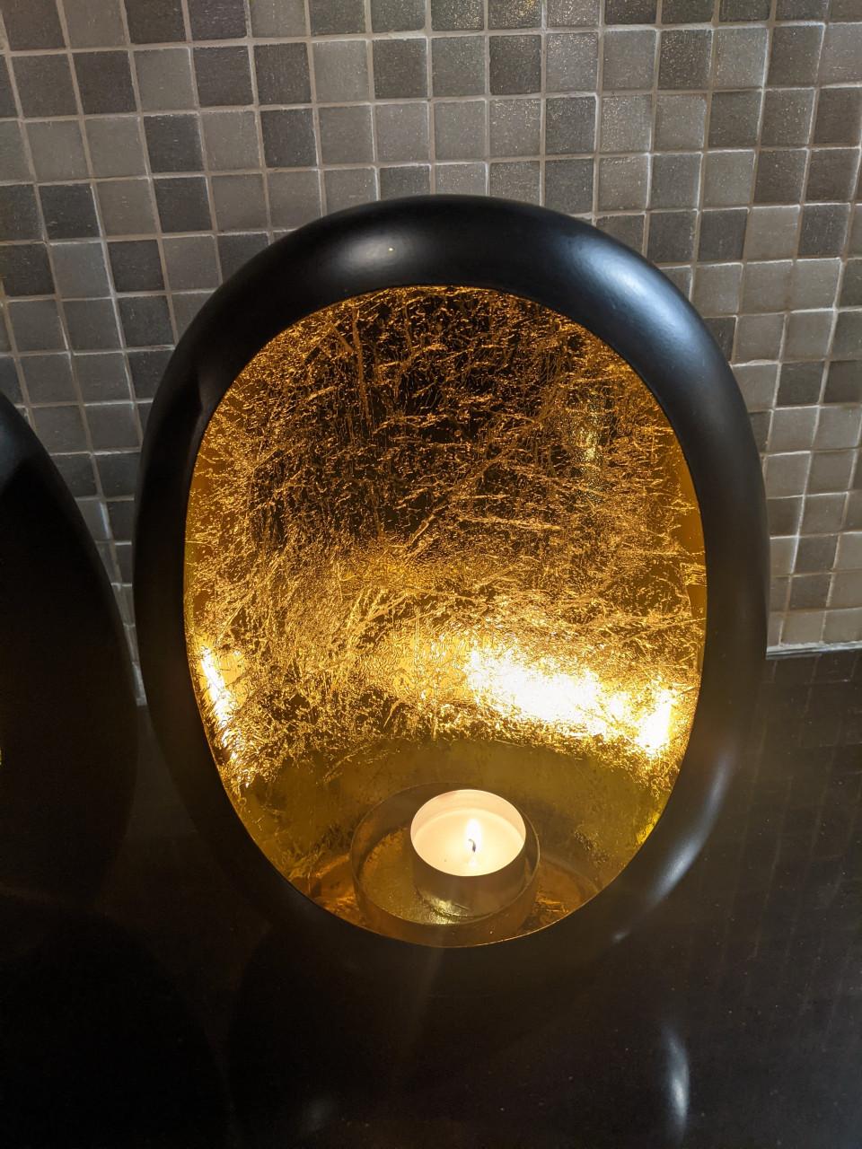 Twee theelichthouders