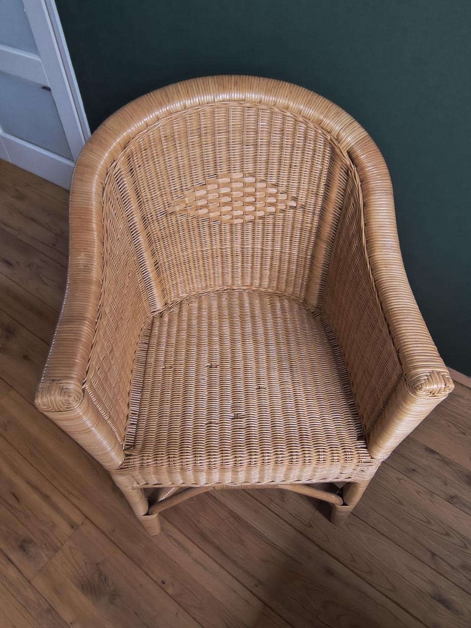 Gratis af te halen rieten stoel