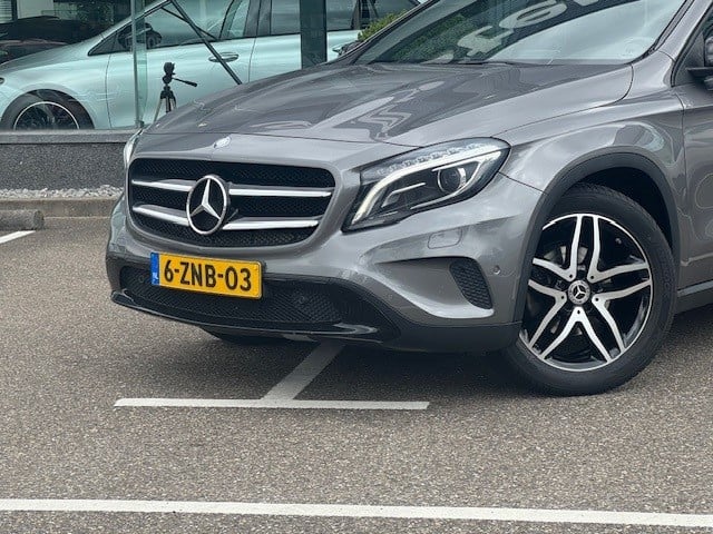 Mercedes-Benz Gla-klasse 200 ambition l panoramadak l night pakket l afneem