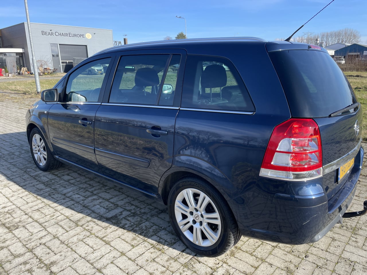 Opel zafira 1.6 cosmo 7 zits 2012