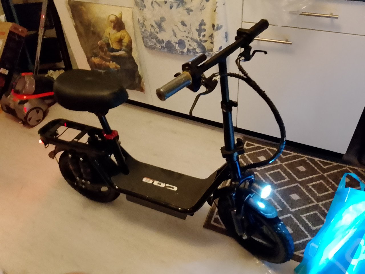 Elektrische scooter. Bouwjaar 2025.