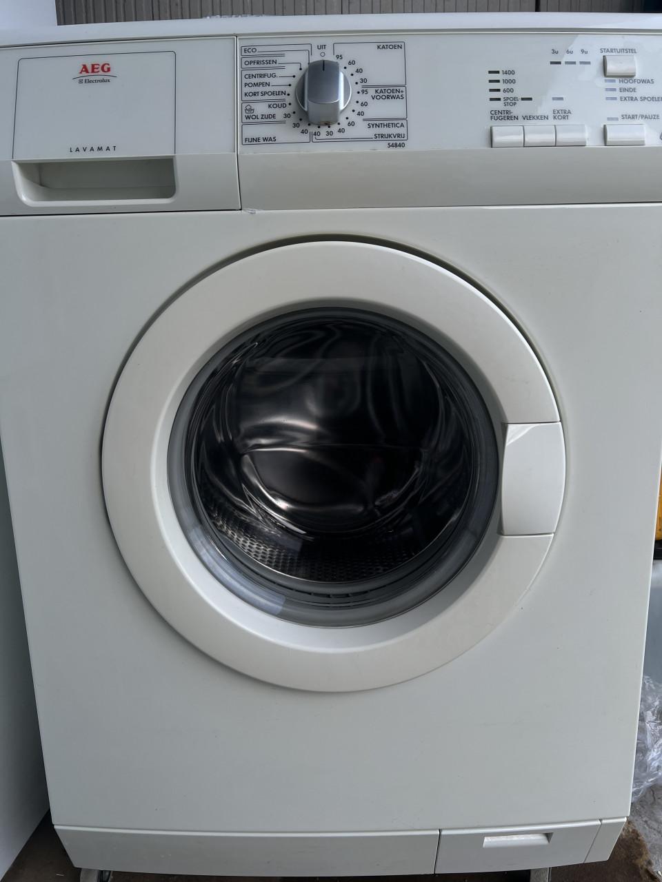 AEG Wasmachine 6 kg. 1400 rpm als nieuw weinig gebruikt