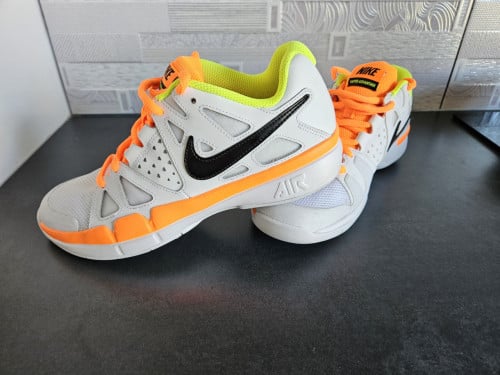 Nike Vapor Advantage tennisschoenen in wit/oranje/groen, maat EU 40