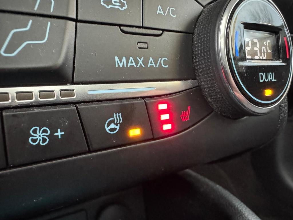 Ford Focus wagon 1.0 ecob. active bns | pano | led | bovag