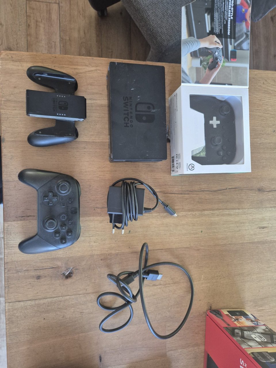 Nintendo Switch, 3 controllers, spellen e.d.