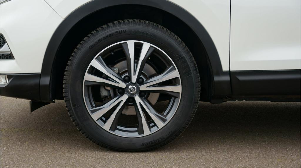 Nissan Qashqai 1.3 dig-t n-connecta rijklaar incl garantie