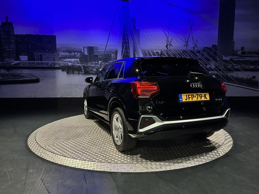 Audi Q2 35 tfsi s edition *navi*appconnect*camera*