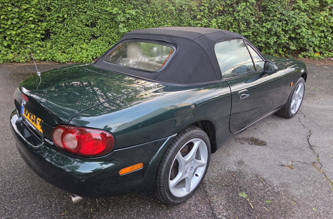 Mazda MX-5 1.6i Exclusive
