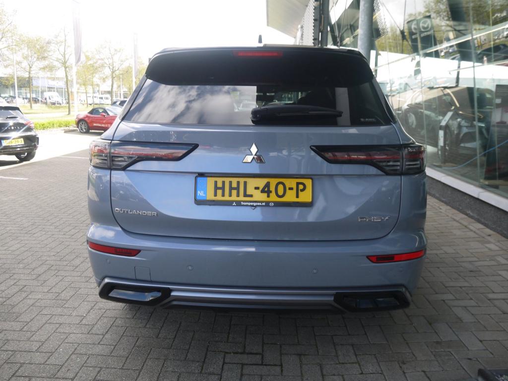 Mitsubishi Outlander 2.4 phev instyle+