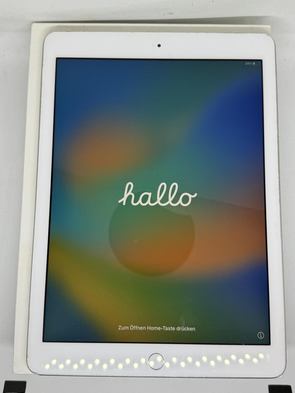 Apple iPad  6e generatie  zilver