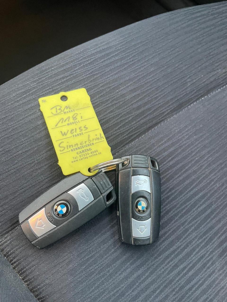 BMW 118i Executive 143 PK nieuwe all season banden – APK tot 01-2027