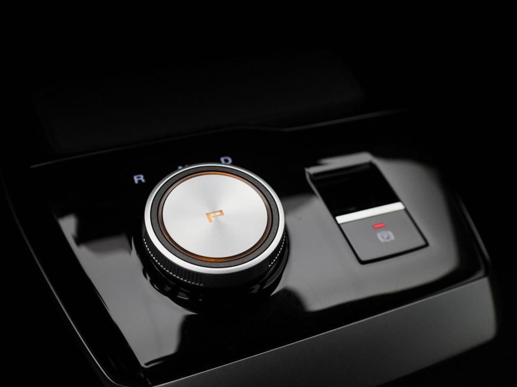 MG Mg4 51 kwh standard | automaat | climate control | apple carplay / andro