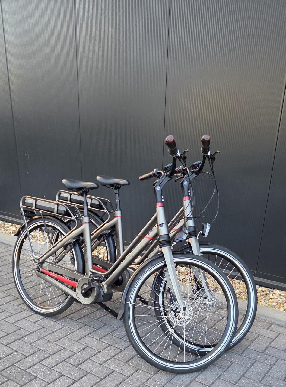 Mooie nette set Vogue Galactica 418Wh framemaat 53