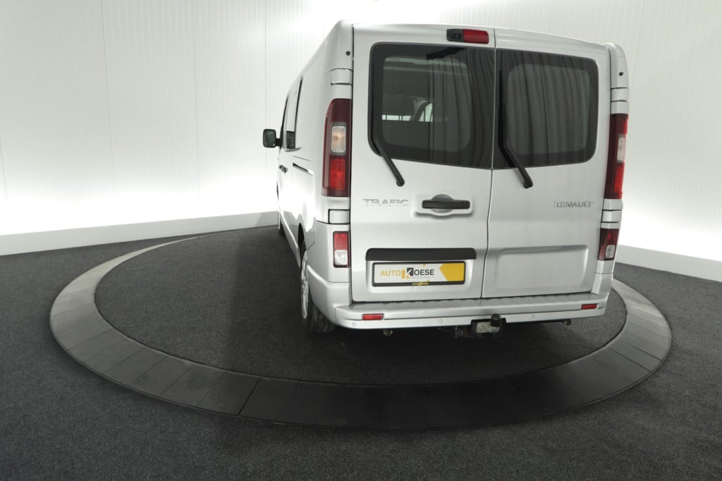 Renault Trafic 2.0 dci 170 t29 l2h1 dc comfort | navi | trekhaak | camera |