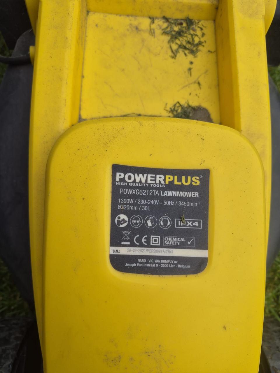 Powerplus Elektrische Grasmaaier en trimmer1300W 320mm
