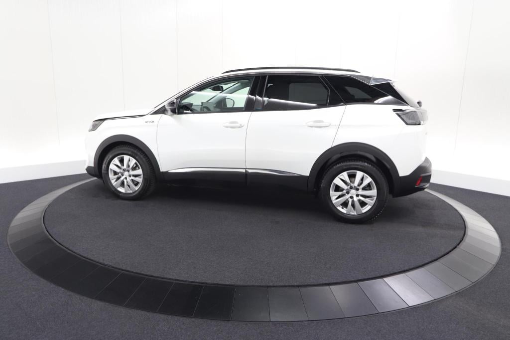 Peugeot 3008 puretech 130 eat8 style | camera | parkeersensoren | navigatie