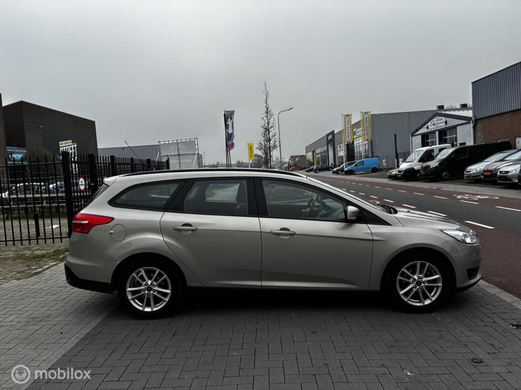Ford Focus Wagon 1.0 Lease Edition Airco km93.229 Nap BJ2016