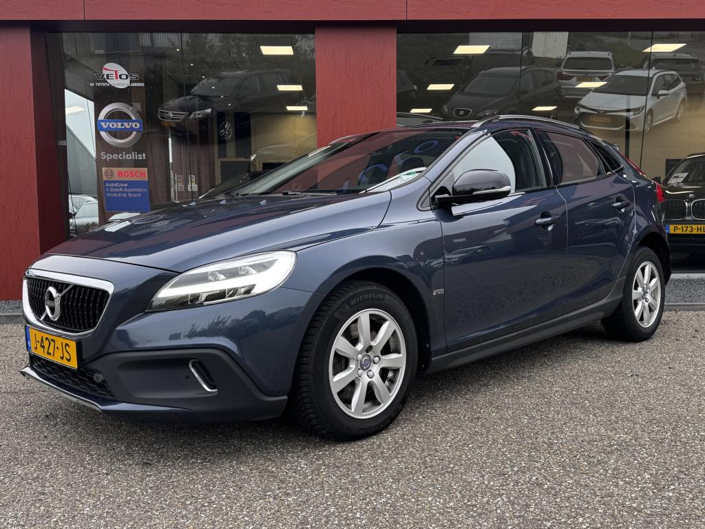 Volvo V40 cross country 1.5 t3 summum