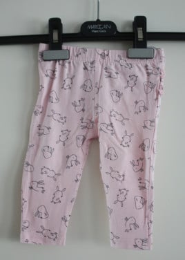Roze legging met konijnen print maat 68
