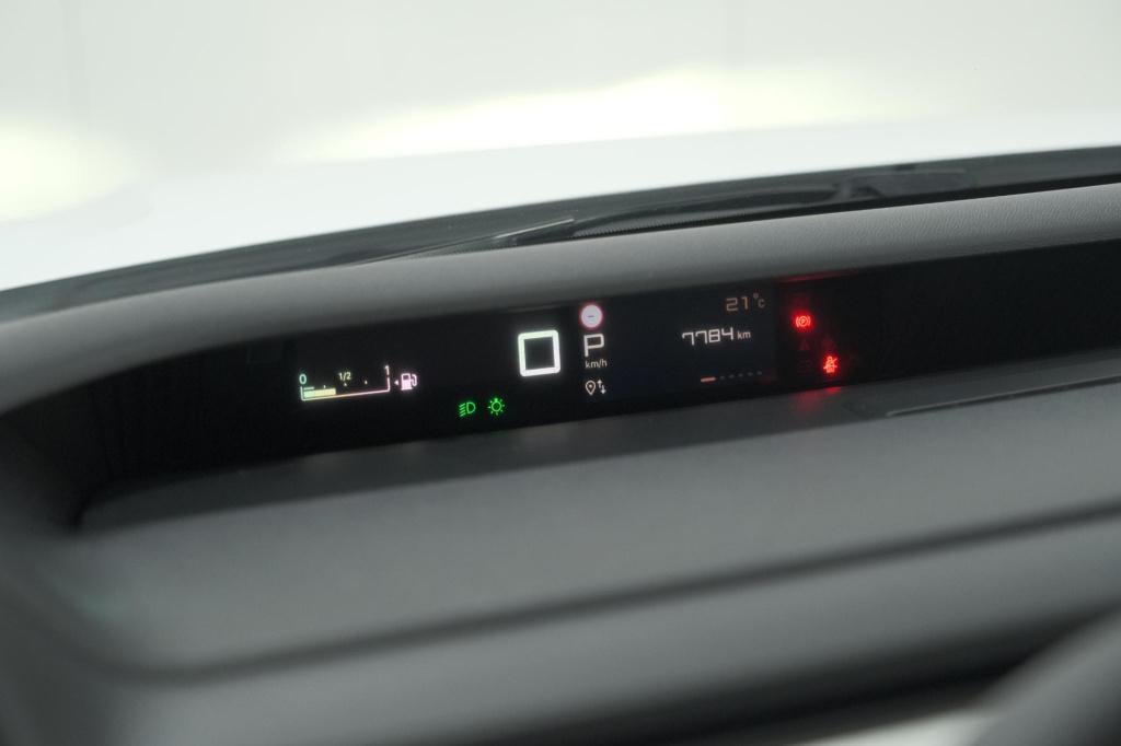 Citroen C3 Aircross 1.2 hybrid 145pk max | camera | dodehoekdetectie | appl