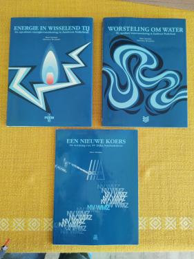 3 gedenkboeken . PZEM, WMZ en Delta. Van ontstaan tot samenvoeging