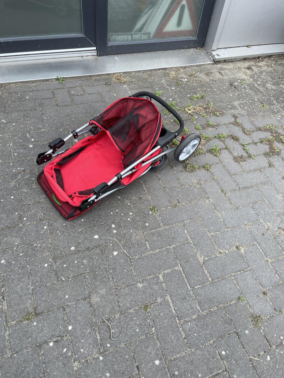 Te koop  flamingo hondenbuggy