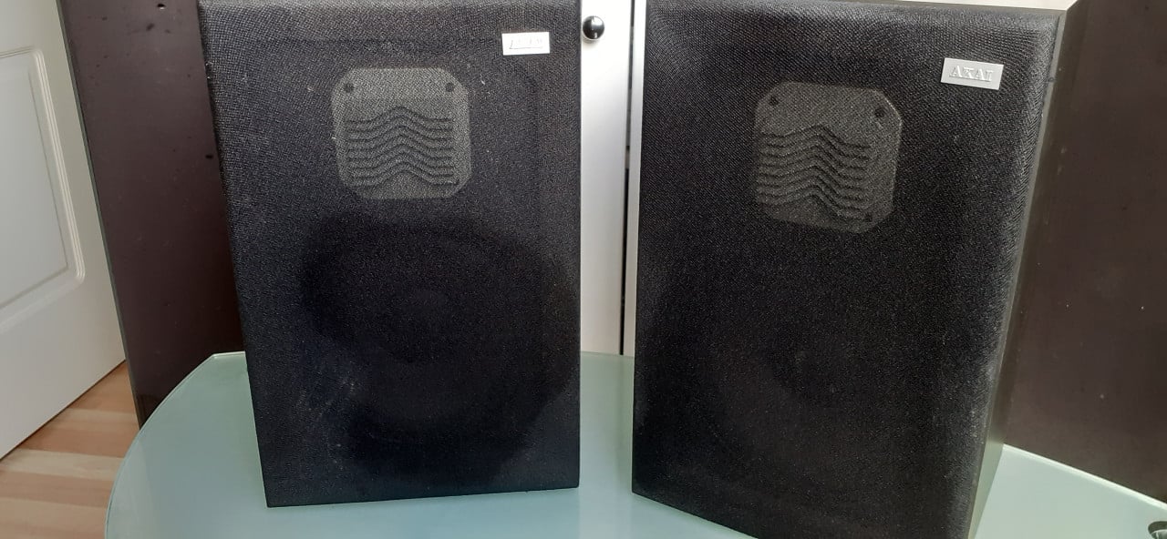 Akai vintage speakers SR-1100