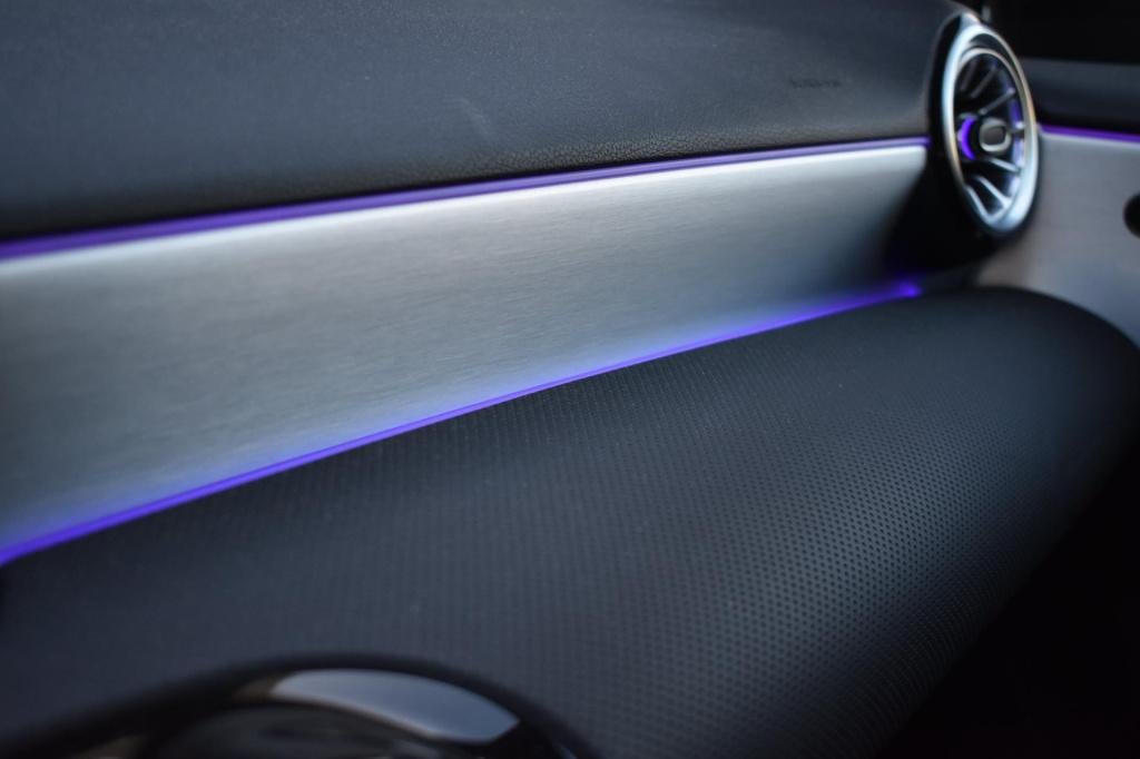 Mercedes-Benz A-Klasse 180 amg night | sfeerverlichting | apple carplay | c