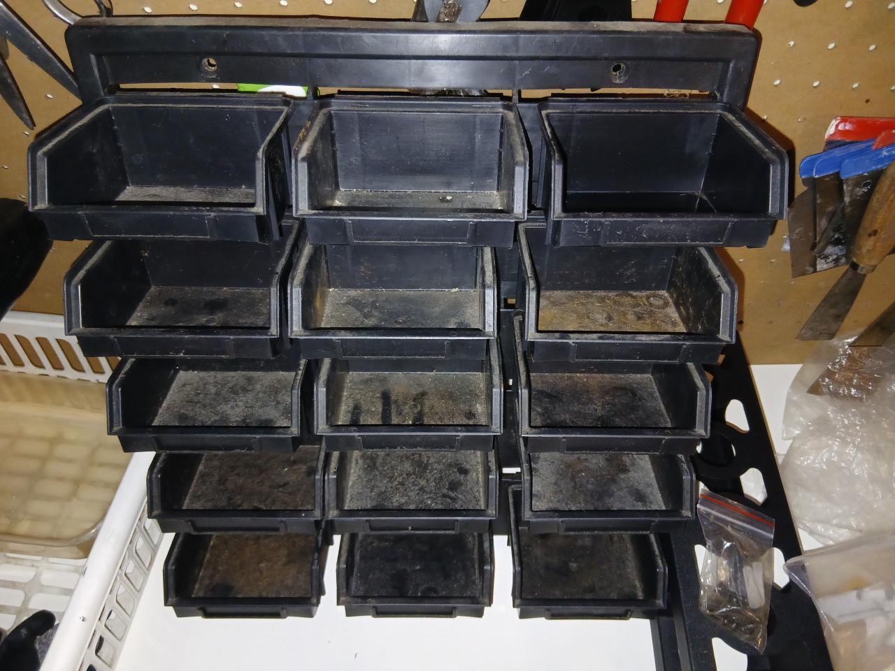 Set van 15 opbergbakjes ideaal voor wandmontage