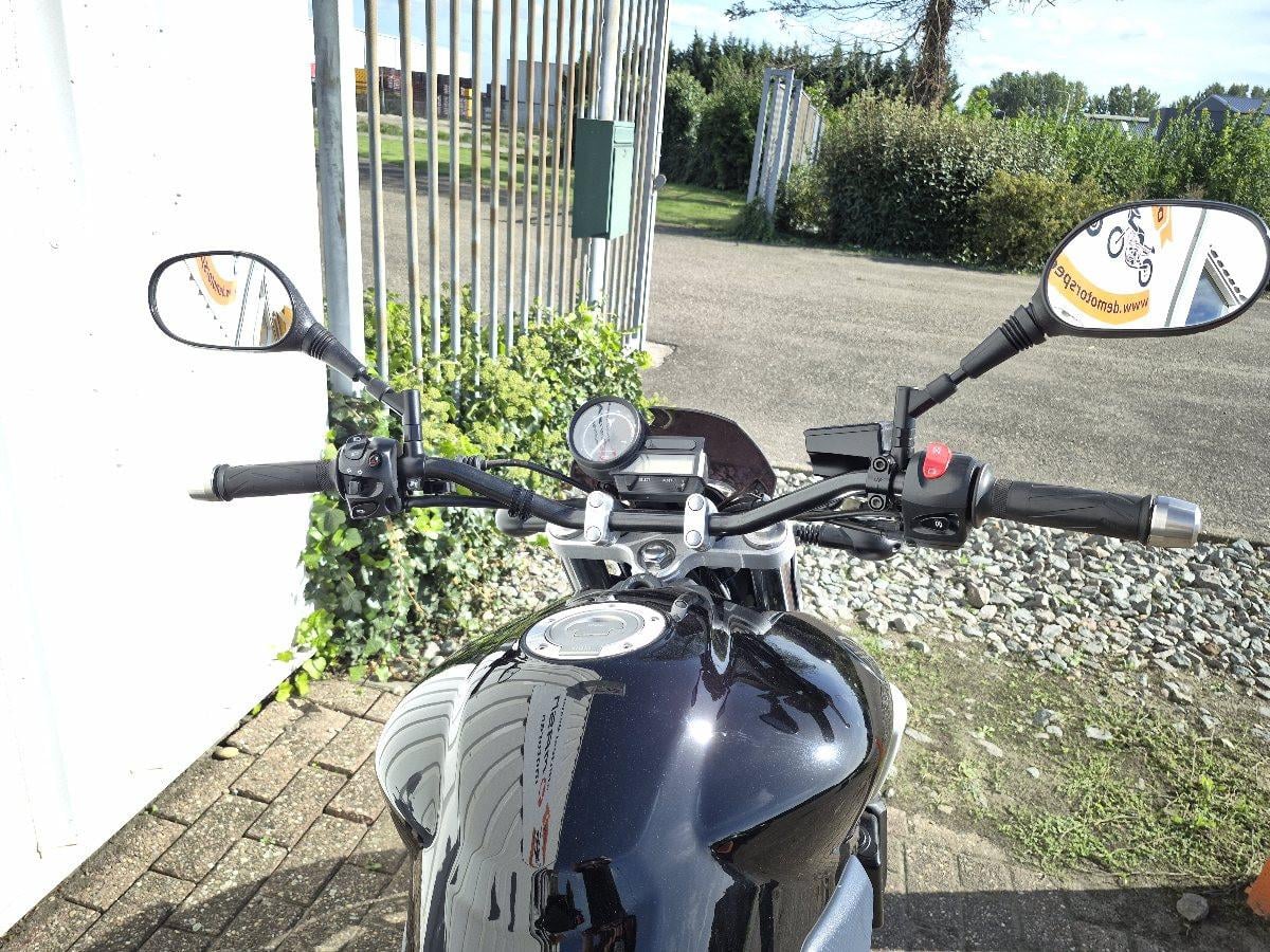 Yamaha MT-03 uit 2006, mooie naked  met weinig Km