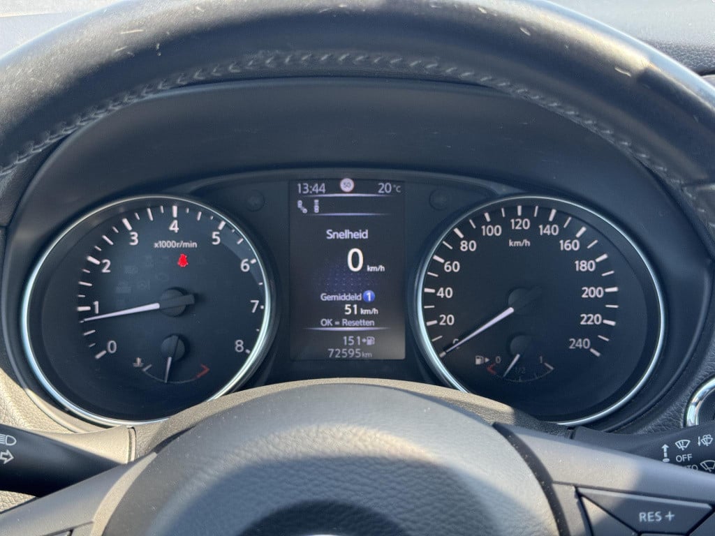 Nissan Qashqai 1.6 tekna + 1500kg trekgewicht | panoramadak | nappa leder |