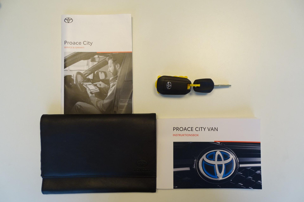 Toyota Proace city 1.2 turbo cool comfort