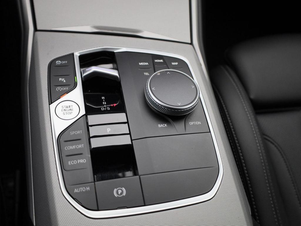 BMW 3-serie touring 318i business edition plus | automaat | wide screen | l