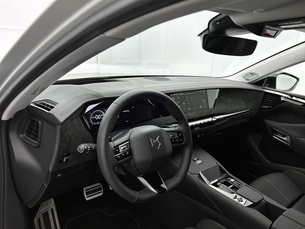 Ds Ds 4 no e-tense etoile comfort pack 58.3 kwh