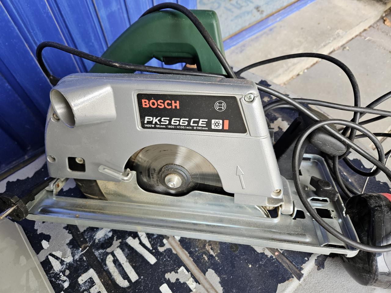 Zaagmachine  Bosch PKS 66 CE in ijzeren kist