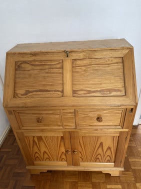 Secretaire