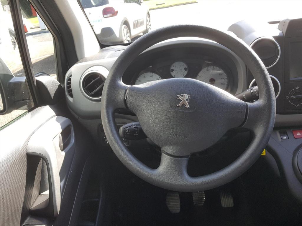 Peugeot Partner tepee 1.2 110pk active | trekhaak | apple carplay | airco |