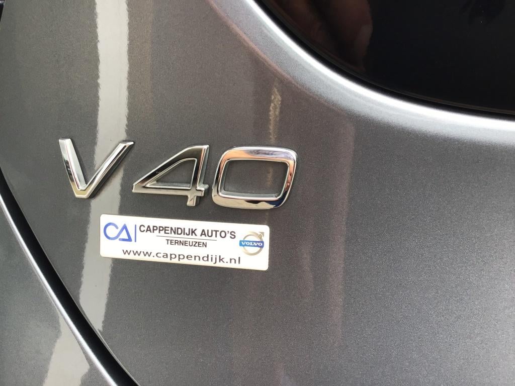 Volvo V40 cross country 1.6 t4 momentum