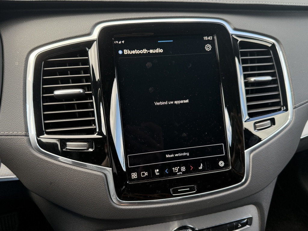 Volvo XC90 t8 455pk recharge ultra dark| full options ! luchtvering b&w sou