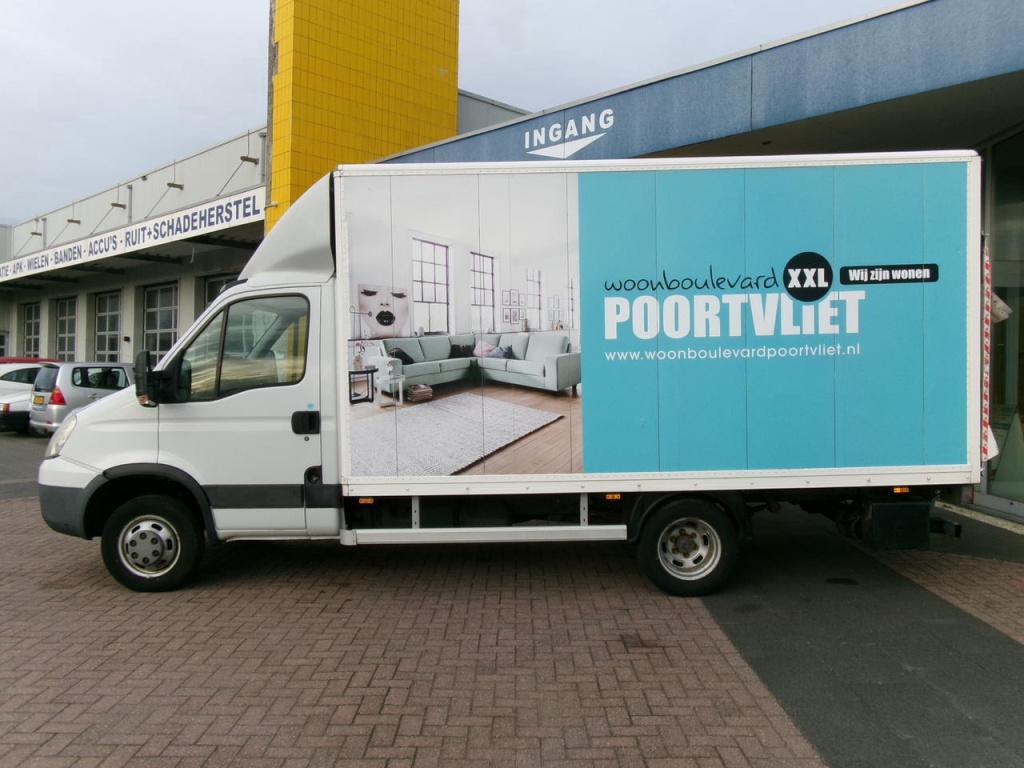 Iveco Daily 35c13 3-zits bakwagen + laadklep euro-5