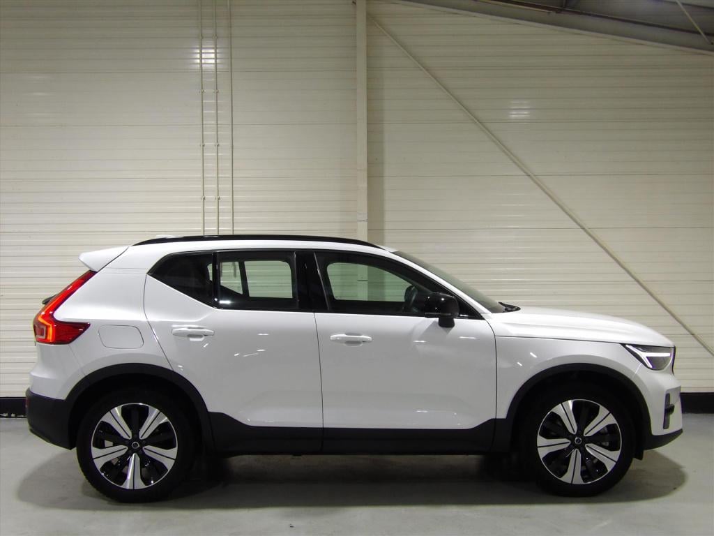 Volvo XC40 t5 plug-in hybrid 262pk aut plus dark