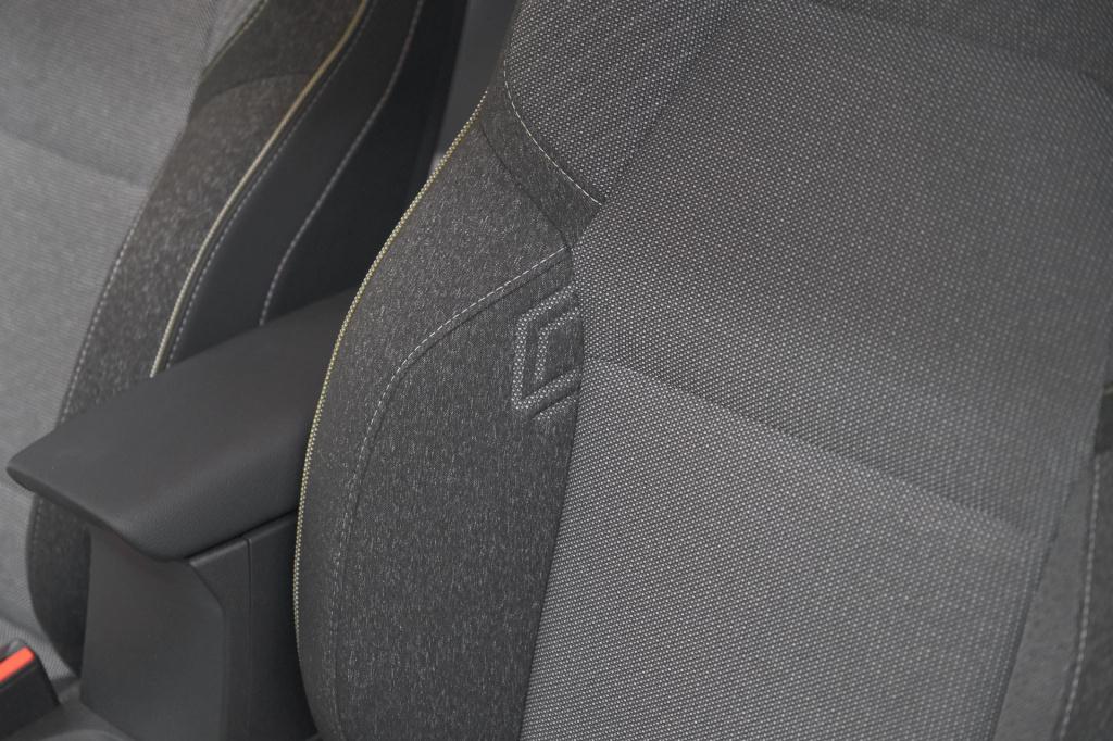 Renault Captur 1.8 e-tech full hybrid 160 techno | camera | adaptieve cruis